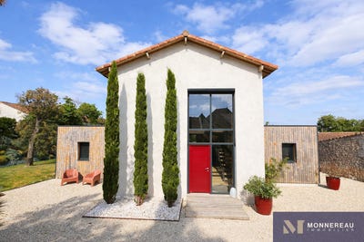 /international/fr/barbezieux-saint-hilaire-charente-310107950135/