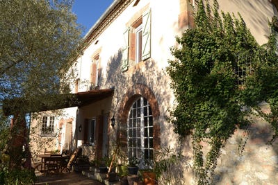 /international/fr/puylaurens-midi-pyrenees-310107559837/