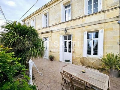 /international/fr/civrac-en-medoc-aquitaine-310109313479/