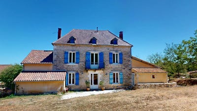 /international/fr/salignac-eyvigues-aquitaine-310106781105/