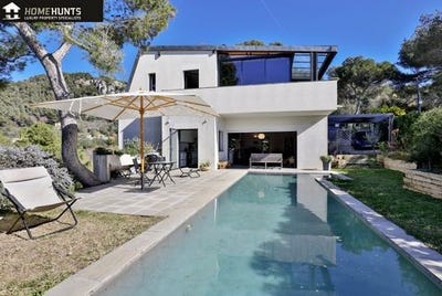 /international/fr/nice-provence-alpes-cote-d-azur-310101446708/?lang=en