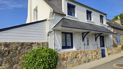 /international/fr/camaret-sur-mer-brittany-310107775037/