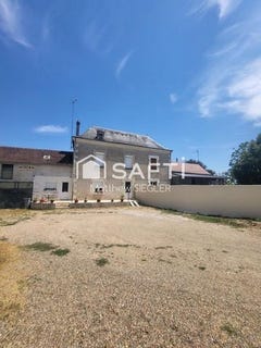 /international/fr/antogny-le-tillac-centre-val-de-loire-310119341065/