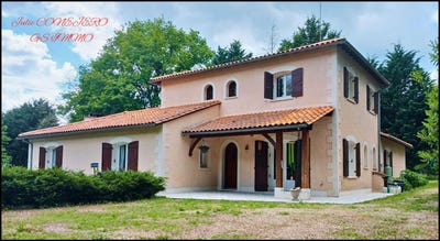 /international/fr/vanxains-aquitaine-310100239879/