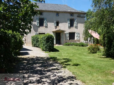 /international/fr/cordes-sur-ciel-midi-pyrenees-310108837920/?lang=fr
