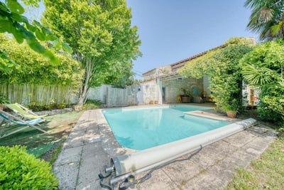 /international/fr/sainte-gemme-charente-310108407467/