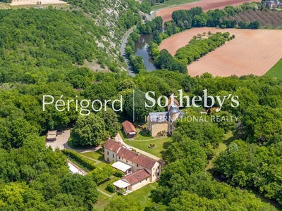 /international/fr/montignac-lascaux-aquitaine-310102875844/