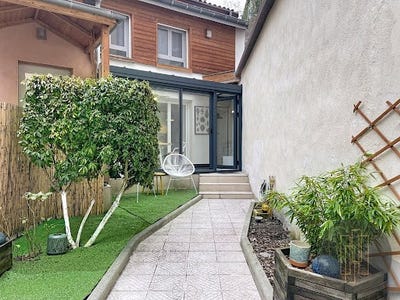 /international/fr/villeurbanne-rhone-310108698329/