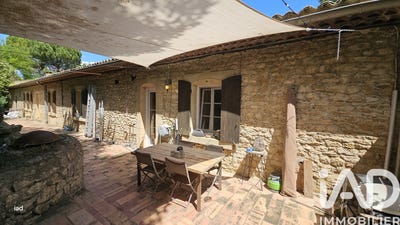 /international/fr/venejan-languedoc-roussillon-310108049623/