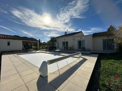 /international/fr/lagardelle-midi-pyrenees-310106108819/
