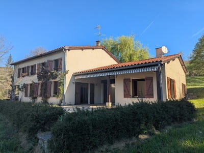 /international/fr/le-mas-d-azil-midi-pyrenees-310108137776/