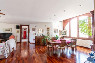 /international/fr/frontignan-languedoc-roussillon-310100558772/?lang=fr