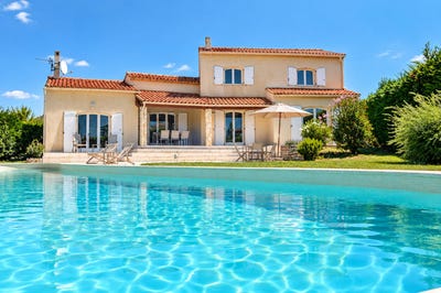 /international/fr/saint-hilaire-de-brethmas-languedoc-roussillon-310120492460/
