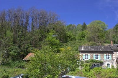 /international/fr/uzerche-limousin-310100175165/