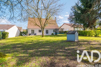 /international/fr/saint-saturnin-pays-de-la-loire-310106936667/