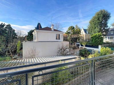 /international/fr/saint-cloud-ile-de-france-310110290484/