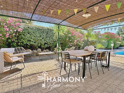 /international/fr/roquebrune-sur-argens-provence-alpes-cote-d-azur-310100936687/
