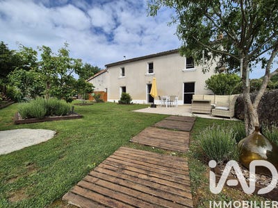 /international/fr/pressigny-charente-310107913026/