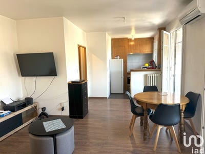 /international/fr/carpentras-provence-alpes-cote-d-azur-310100292055/