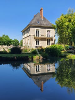 /international/fr/couffy-centre-val-de-loire-310104471827/