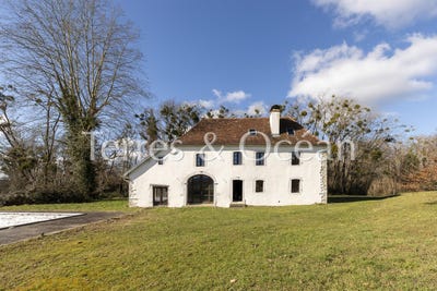 /international/fr/sauveterre-de-bearn-aquitaine-310099470474/?lang=zh-tw