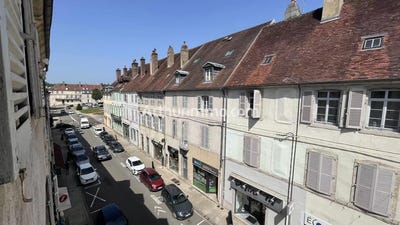 /international/fr/lons-le-saunier-franche-comte-310101155659/