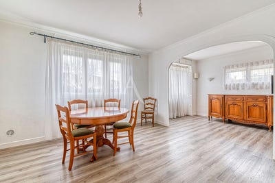 /international/fr/angers-pays-de-la-loire-310105060701/