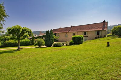 /international/fr/cluny-burgundy-310106290003/