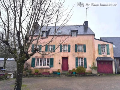 /international/fr/saint-rivoal-brittany-310098877008/