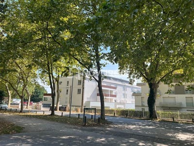 /international/fr/pau-aquitaine-310108265149/