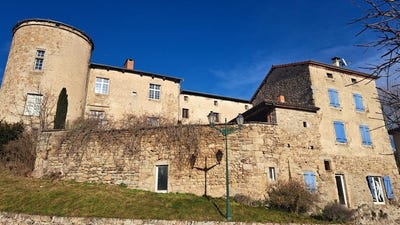 /international/fr/saint-germain-l-herm-auvergne-310104508877/