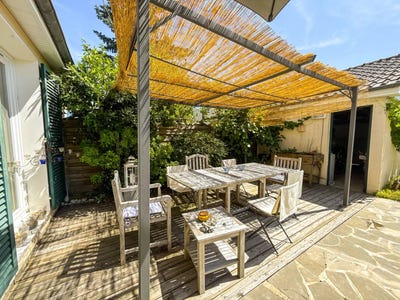 /international/fr/le-mesnil-saint-denis-ile-de-france-310101060175/