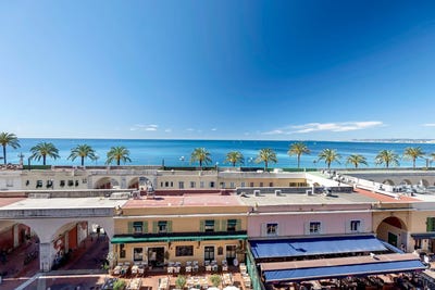 /international/fr/nice-provence-alpes-cote-d-azur-310108465604/