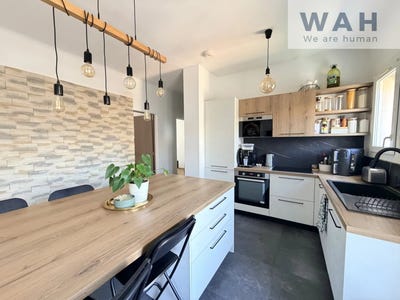 /international/fr/nimes-languedoc-roussillon-310108406271/