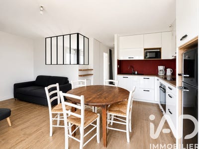 /international/fr/la-rochelle-franche-comte-310108157684/