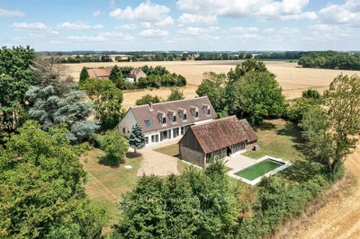 /international/fr/nogent-le-rotrou-centre-val-de-loire-310101061958/