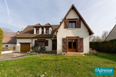 /international/fr/neufchatel-sur-aisne-picardie-310106423592/