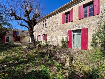 /international/fr/civrac-de-blaye-aquitaine-310102462462/