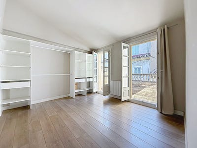 /international/fr/avignon-provence-alpes-cote-d-azur-310108953752/