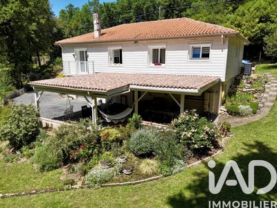 /international/fr/la-couronne-charente-310108285304/