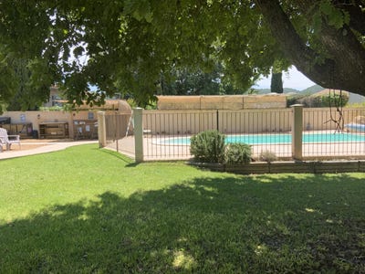 /international/fr/uzes-languedoc-roussillon-310101287848/?lang=zh-cn