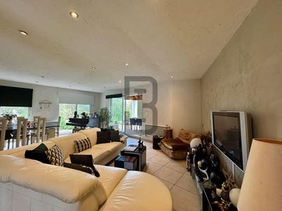 /international/fr/limoux-languedoc-roussillon-310106777205/