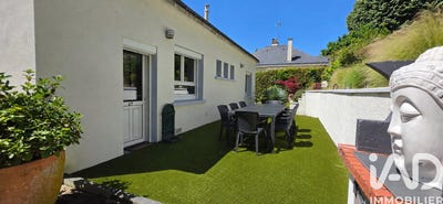 /international/fr/rochecorbon-centre-val-de-loire-310108372341/