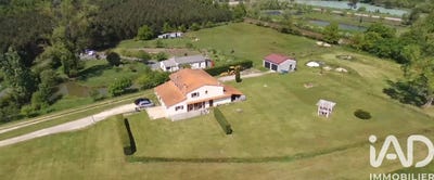 /international/fr/bussac-foret-charente-310107522267/