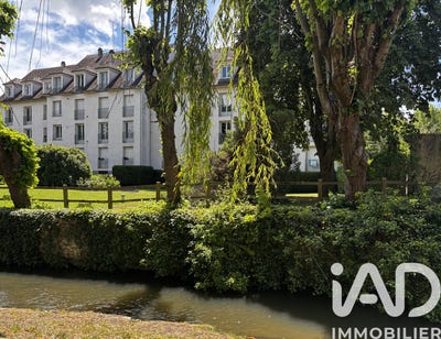 /international/fr/senlis-calais-310108209942/