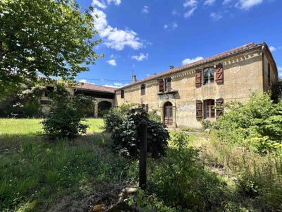 /international/fr/madiran-midi-pyrenees-310102893671/