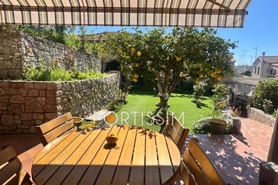 /international/fr/la-trinite-la-basse-normandie-310098841512/