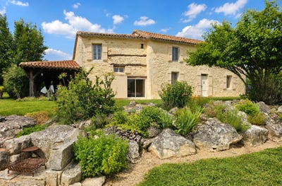 /international/fr/castera-verduzan-midi-pyrenees-310109076497/?lang=th