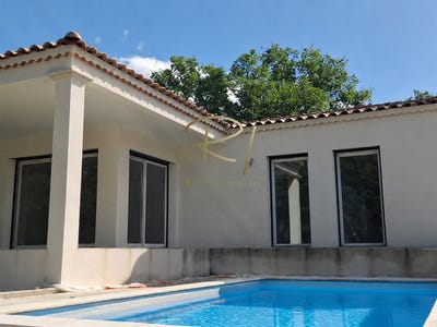 /international/fr/saint-alban-auriolles-rhone-310107888338/