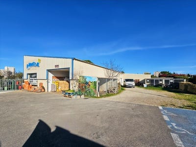 /international/fr/nimes-languedoc-roussillon-310108553551/